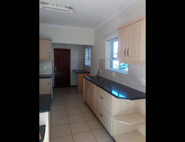 3 BEDROOM PROPERTY TO RENT IN ARBORETUM
